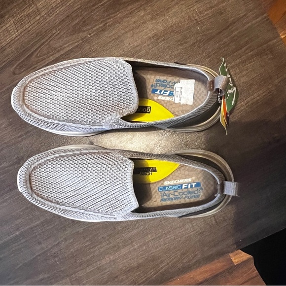 Skechers Mens 7.5 Parson Ralven Slip In On Taupe Canvas Relaxed Fit Loafers - Picture 2 of 5